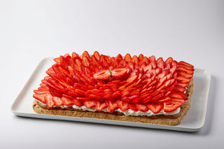 Crocante de Fresas - Our Best-Selling Version of the Pavlova